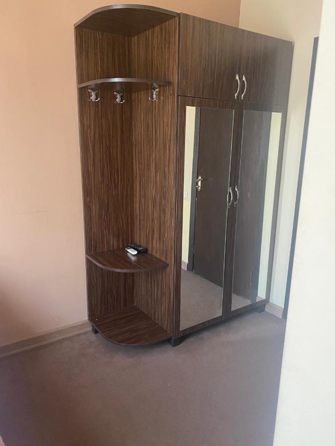 Elko Hotel Jerevan Eksteriør billede